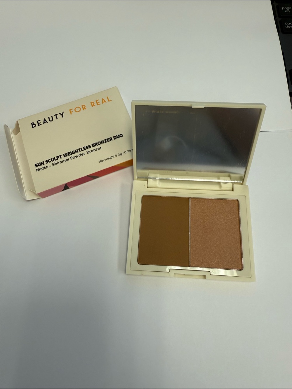 Sun Sculpt Weightless Bronzer Duo - Matte & Shimmer, Brown open just for photo